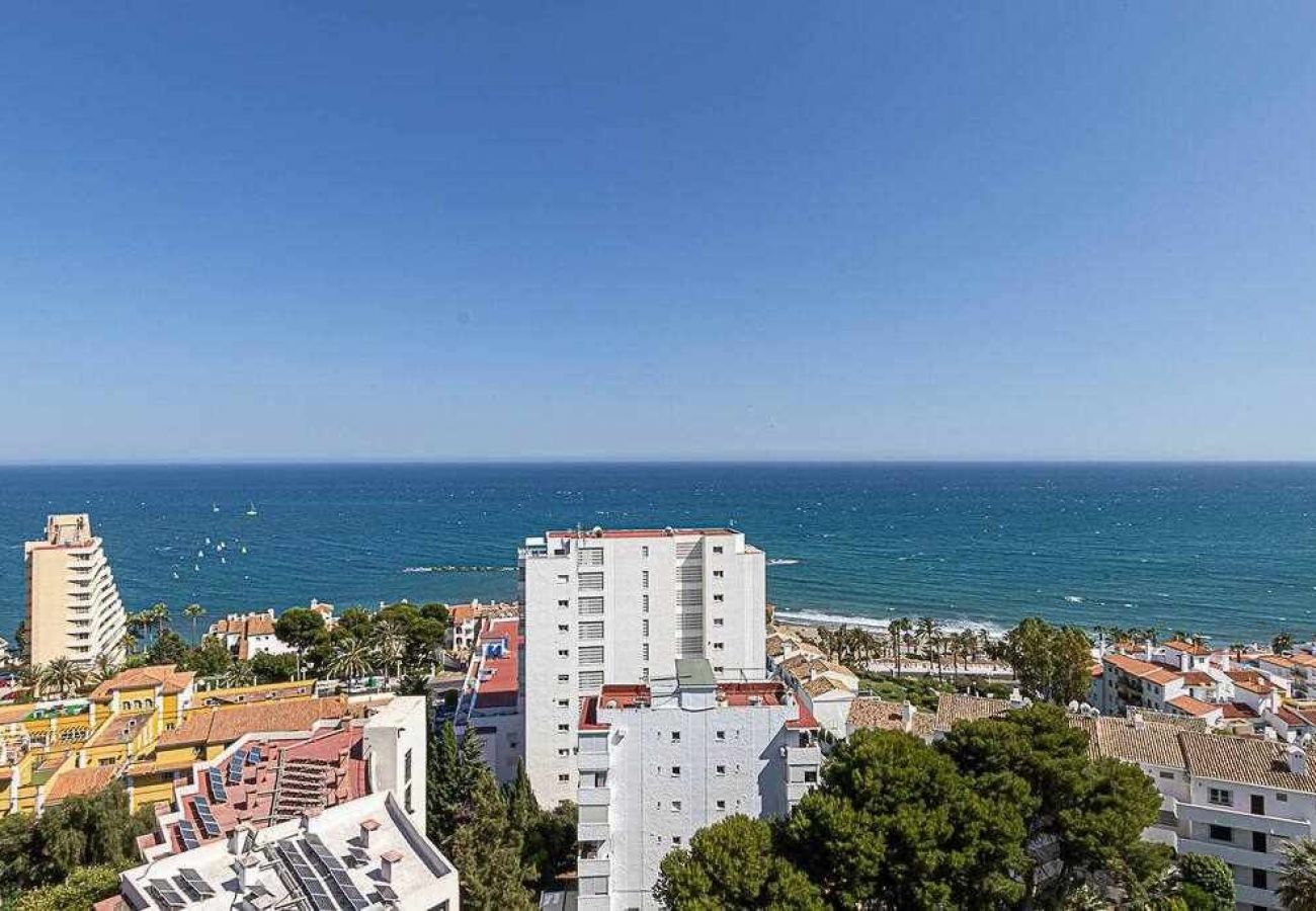 Apartment in Benalmádena - Appartment with sea views + parking