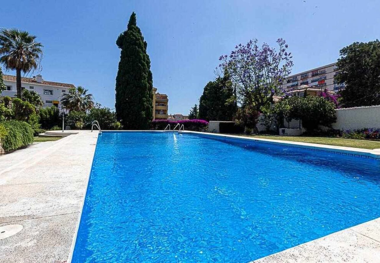 Apartment in Benalmádena - Appartment with sea views + parking