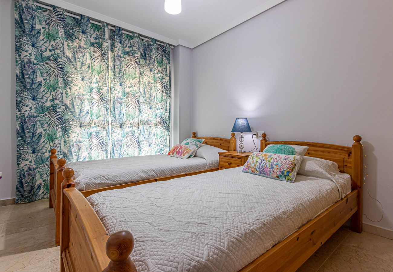 Apartment in Benalmádena - Apartment with large terrace just 1 minute from the beach