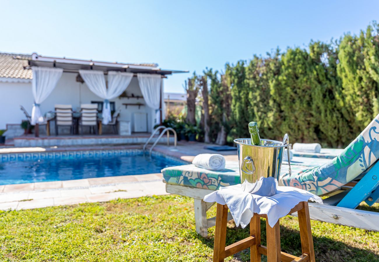 Cottage in Alhaurín el Grande - La casa del arbol Cozy rural house with pool