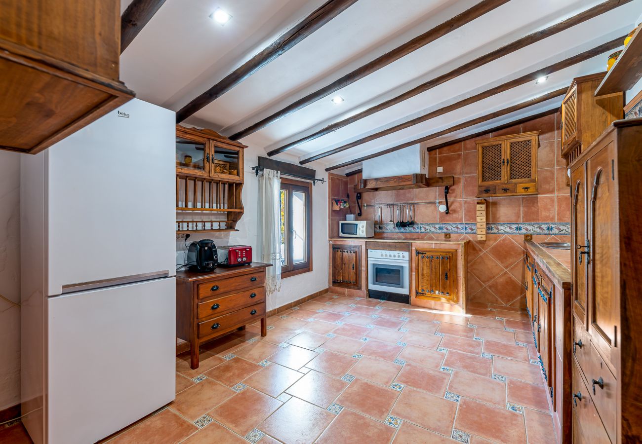 Cottage in Alhaurín el Grande - La casa del arbol Cozy rural house with pool