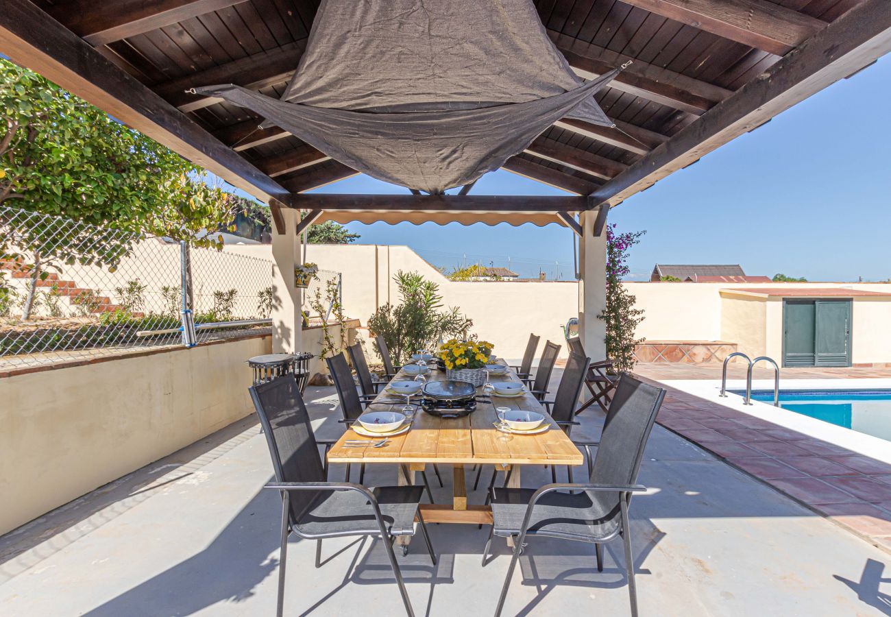 Villa in Alhaurin de la Torre - VILLA KARMYR - Beautiful villa with pool and garden