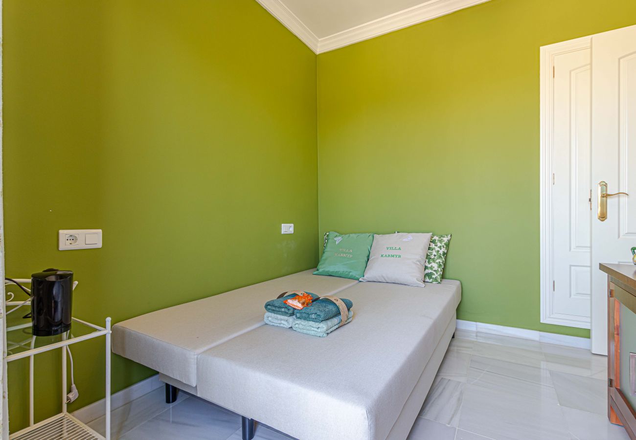 Villa in Alhaurin de la Torre - VILLA KARMYR - Beautiful villa with pool and garden
