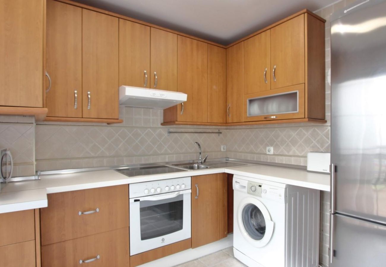 Apartment in Torremolinos - Appartment in carihuela 1 min from the beach 