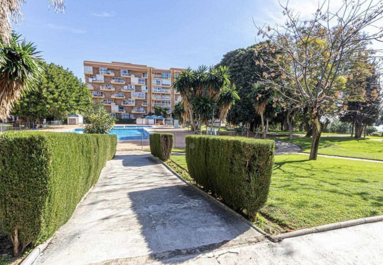 Studio in Benalmádena - Comfortable studio in Ágata with terrace
