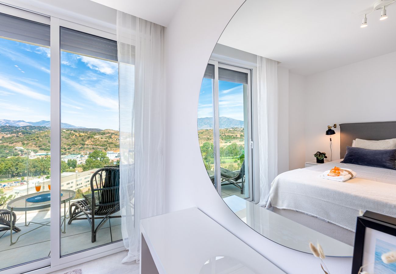 Apartment in La Cala de Mijas - Modern appartment with sea and golf views