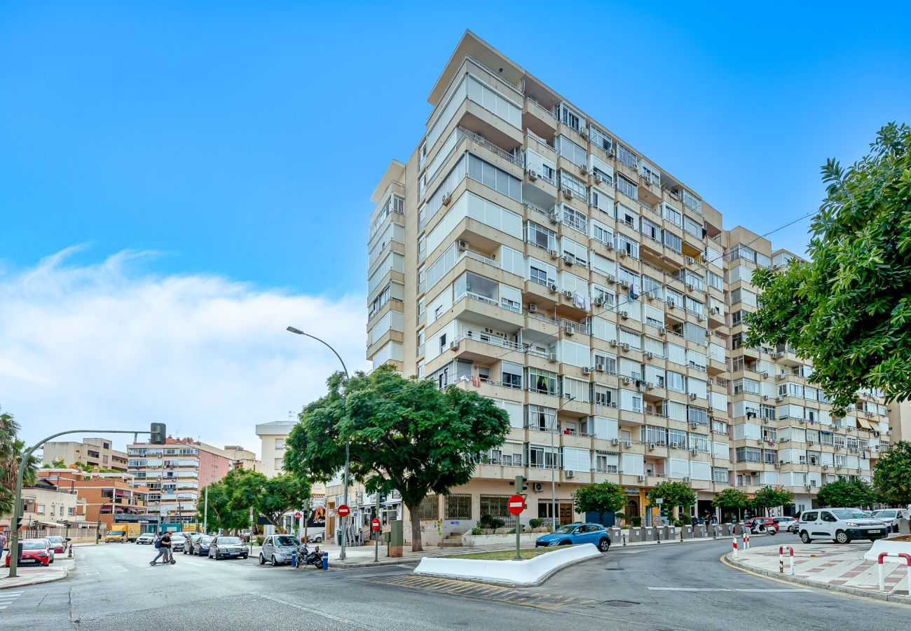 Apartment in Torremolinos - Renovated apartment for 4 in Los Verdiales