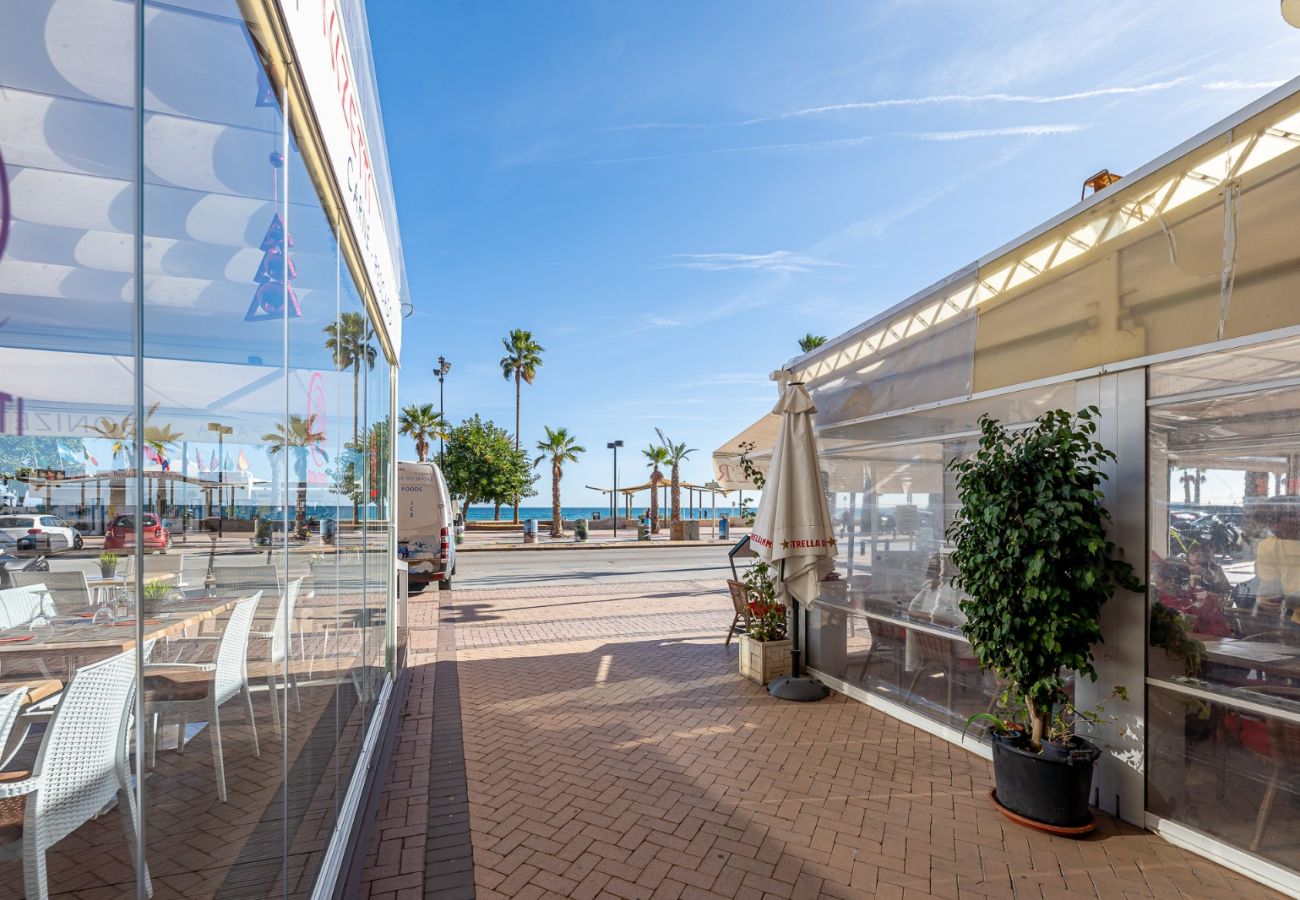 Apartment in Fuengirola - Renovated apartment on the Fuengirola promenade