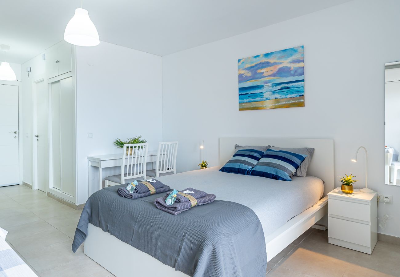 Studio in Arroyo de la Miel - Modern studio with beautiful view on Jupiter