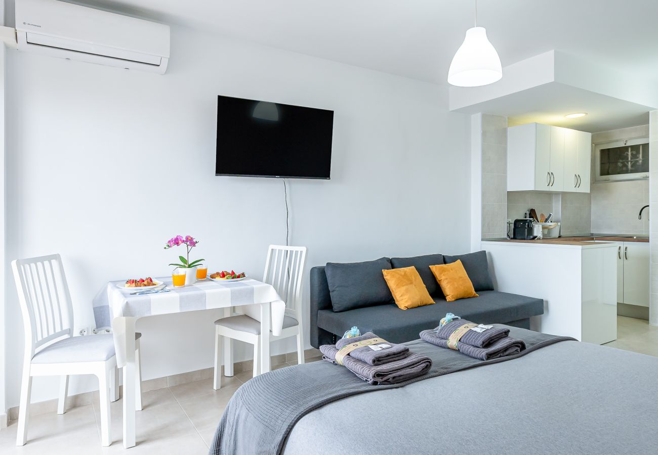 Studio in Arroyo de la Miel - Modern studio with beautiful view on Jupiter