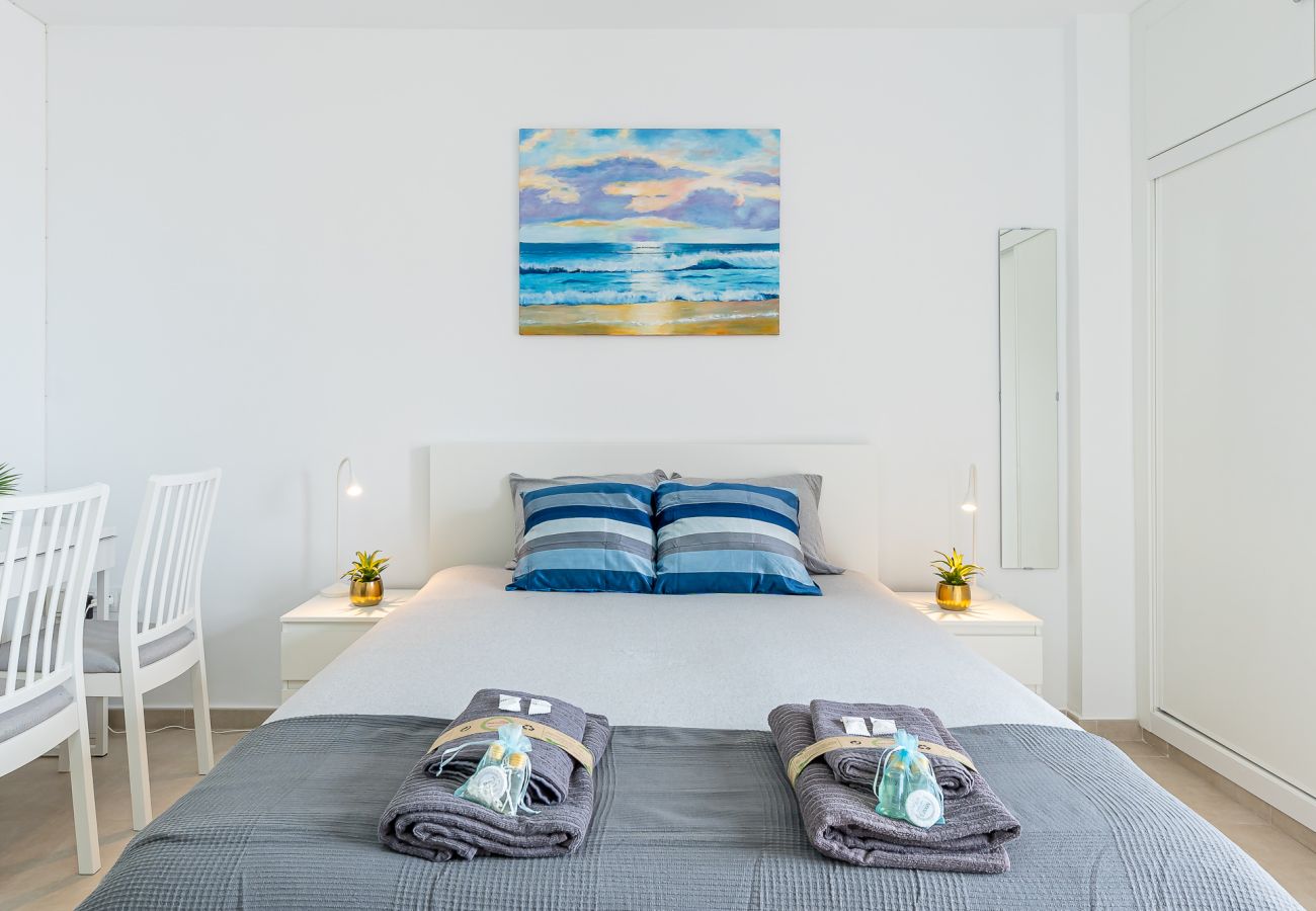 Studio in Arroyo de la Miel - Modern studio with beautiful view on Jupiter