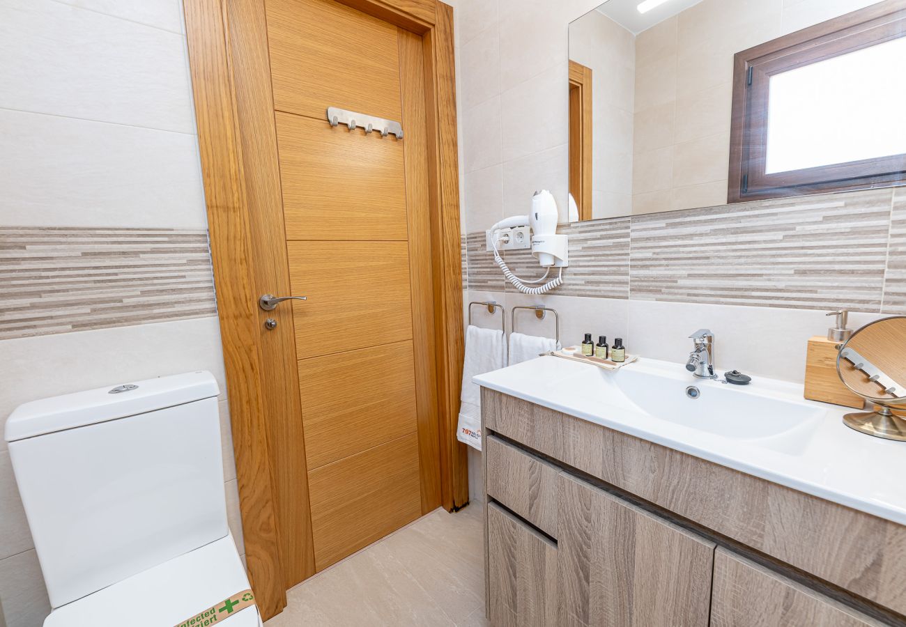 Apartment in Torremolinos - CARRASCO BEACH 2