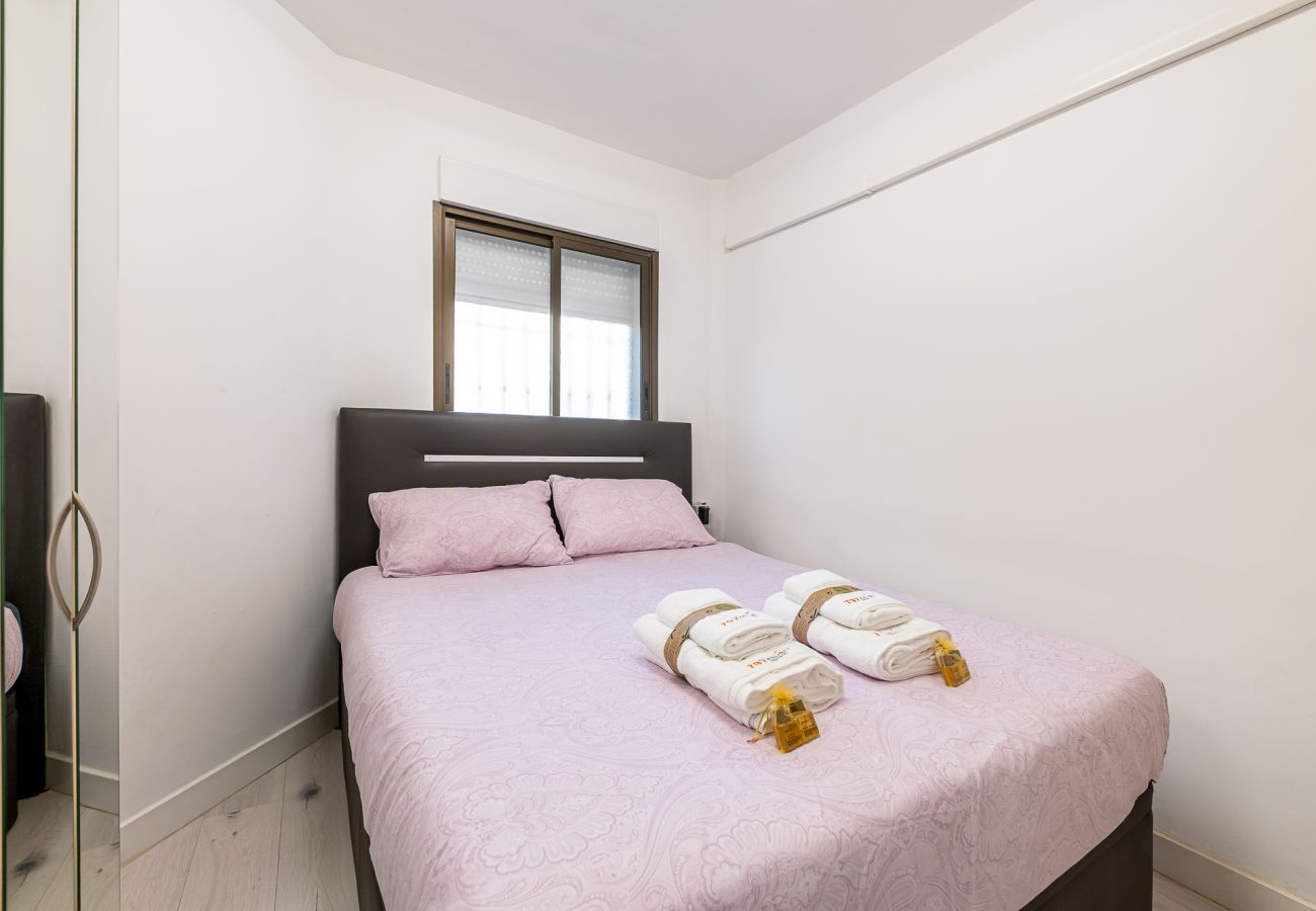 Villa in Fuengirola - Stylish villa in Benalmadena for 8
