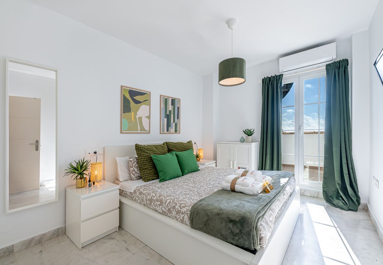 Apartment in Benalmádena - Attic with solarium and panoramic views