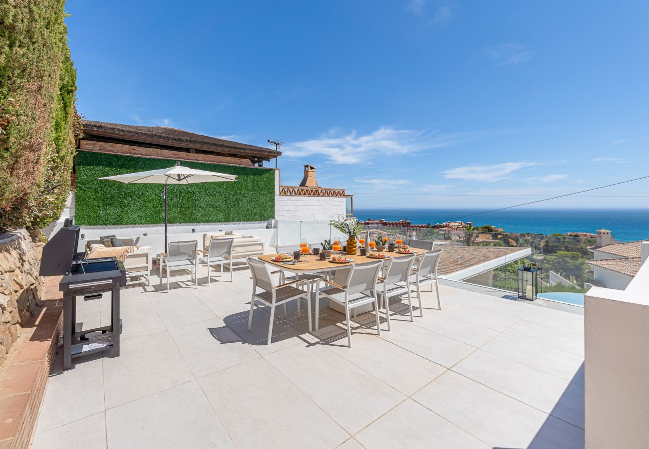 Chalet in Benalmádena - Chalet with pool jacuzzi and beautiful views