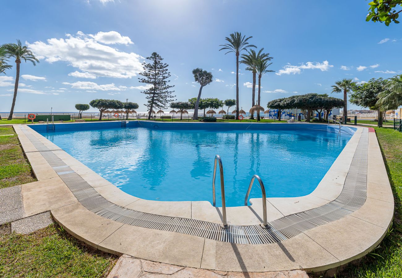 Studio in Torremolinos - SANTA CLARA - Studio with frontal sea views