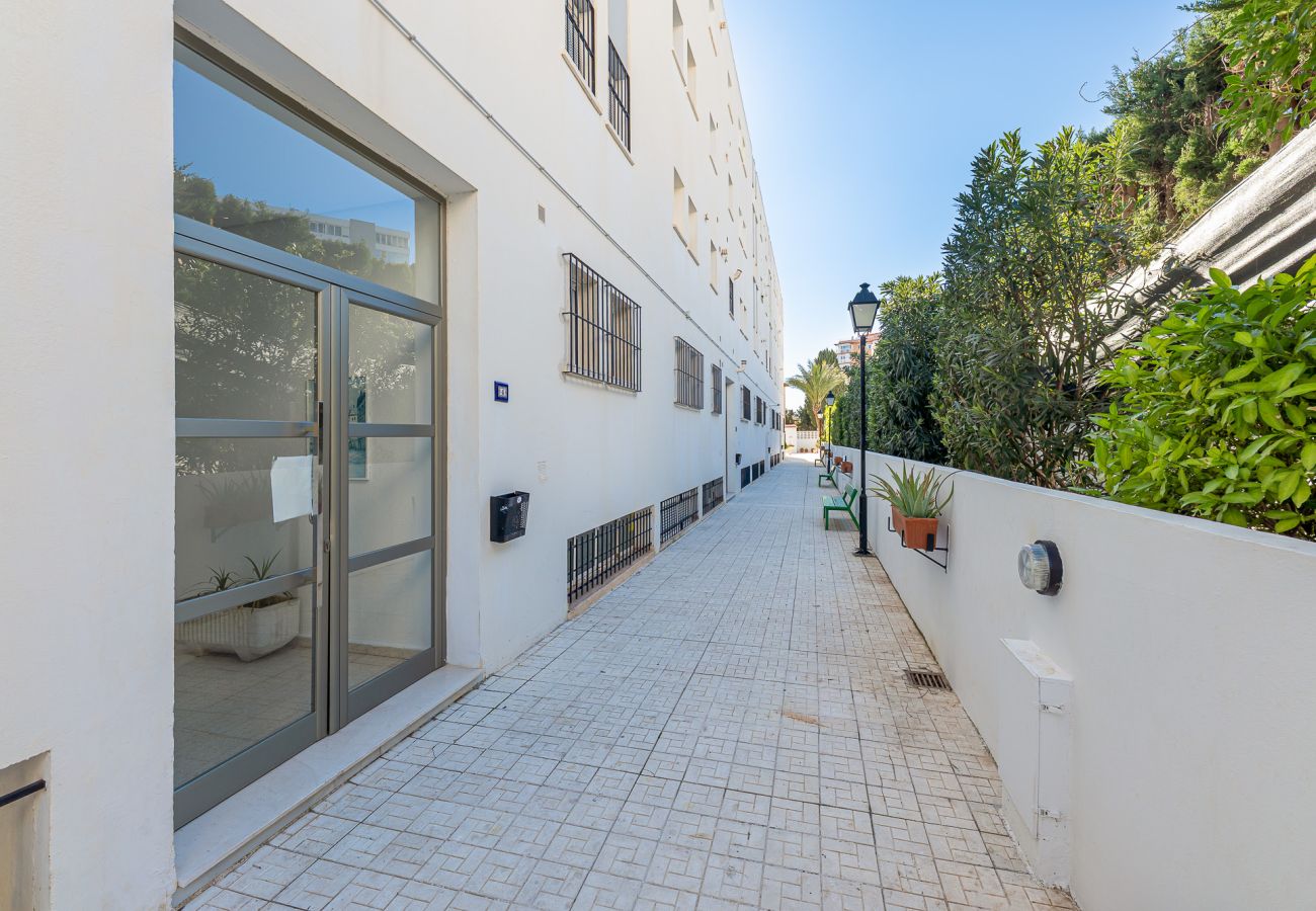 Apartment in Benalmádena - Apartment 2 minutes from the beach with a large terrace