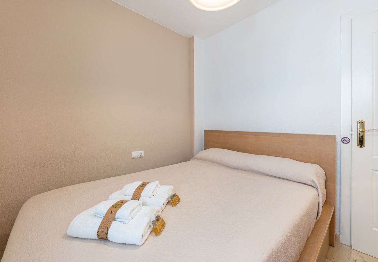 Apartment in Benalmádena - Cozy appartment for 4 in Torrequebrada 