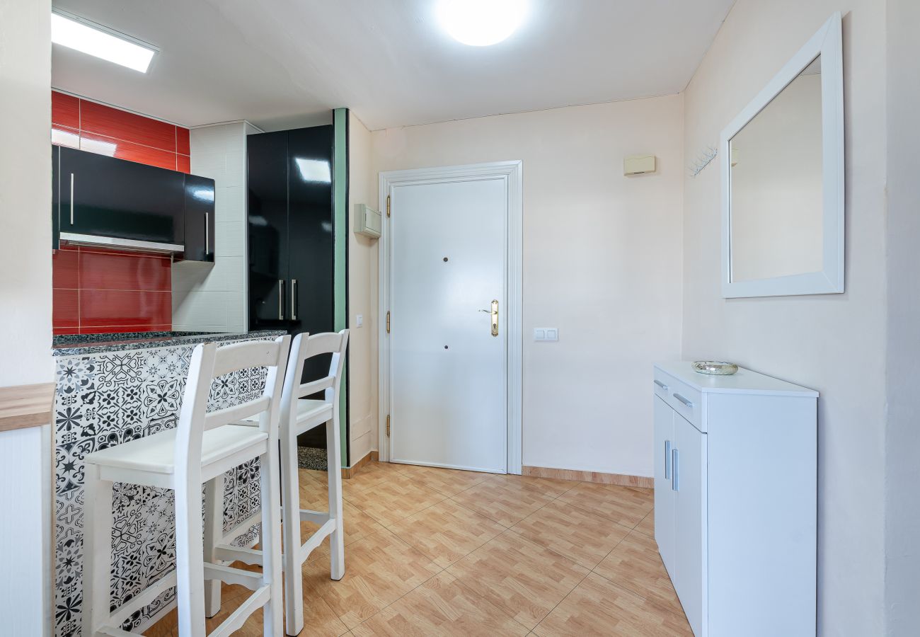 Apartment in Arroyo de la Miel - Cómodo piso al lado de Puerto Marina