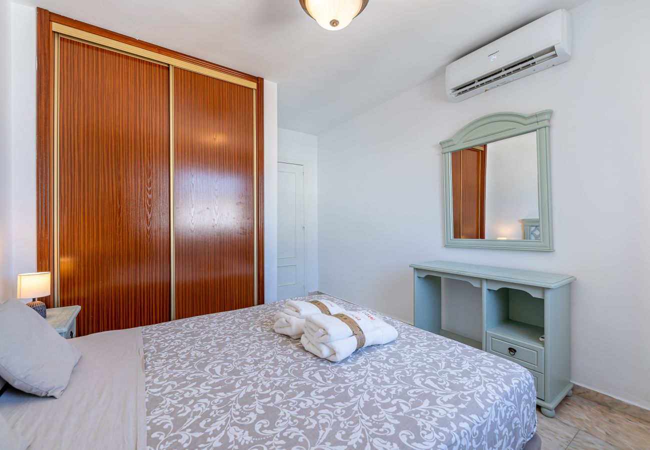 Apartment in Arroyo de la Miel - Appartment for 6 a 2 min from the beach 
