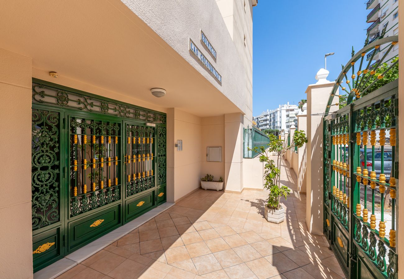 Apartment in Arroyo de la Miel - Appartment for 6 a 2 min from the beach 