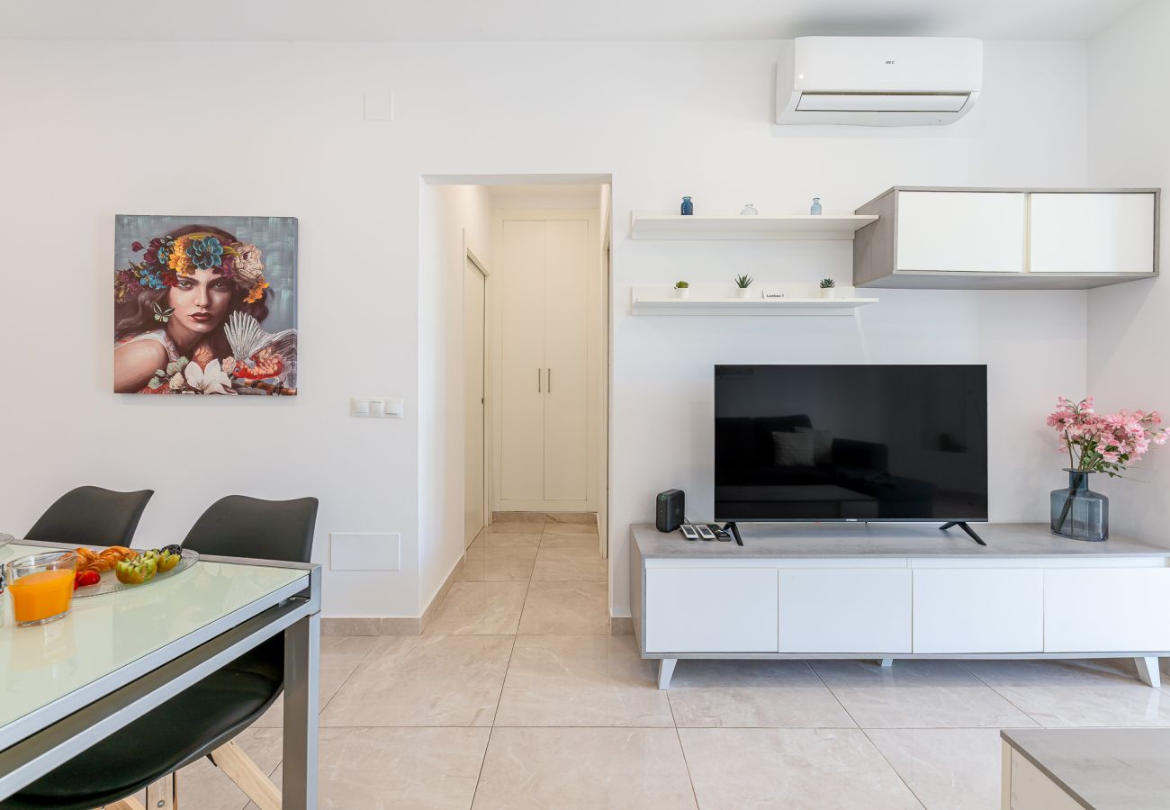 Apartment in Benalmádena - Appartment in Puerto Marina- 1 min from the beach
