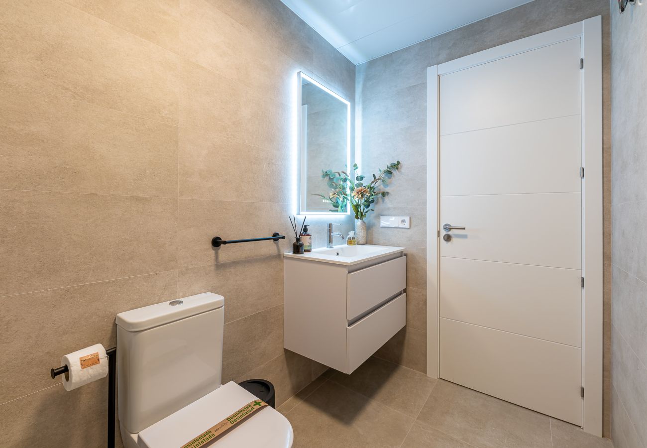 Apartment in Torremolinos - Moderno apartamento con piscina privada