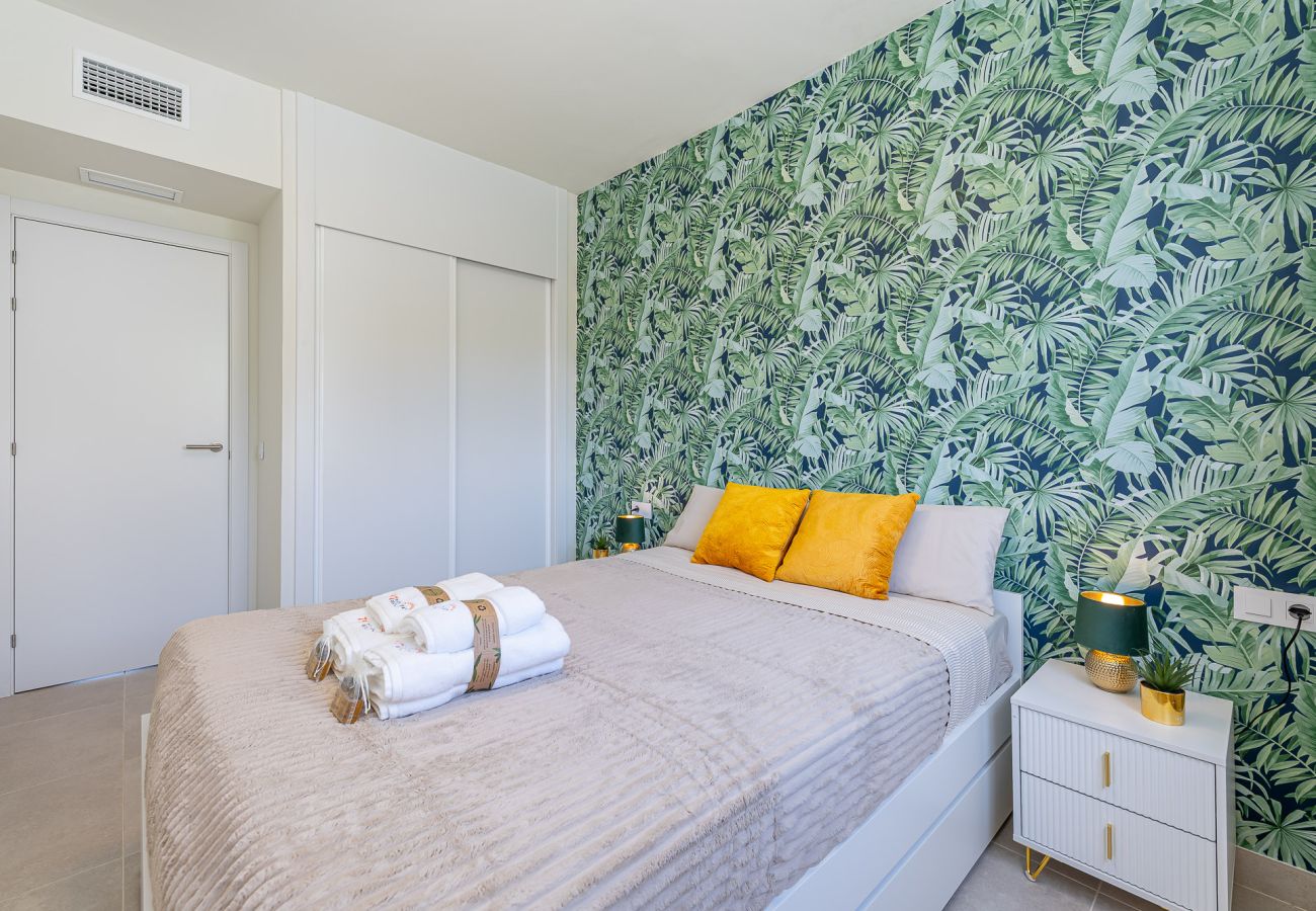 Apartment in Benalmádena - Appartment in Rocas Blancas with views