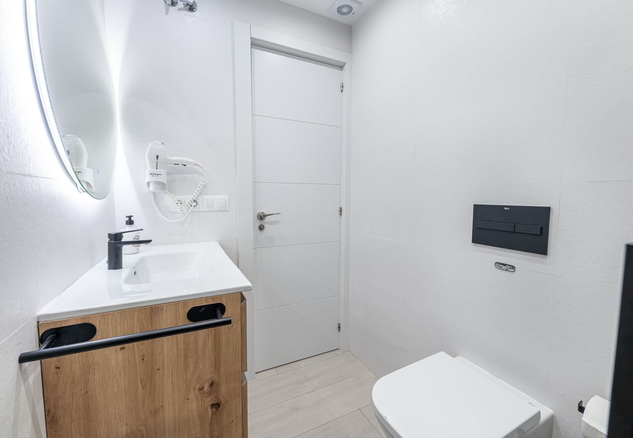 Apartment in Benalmádena - Spacious apartment near the sea-Naciones