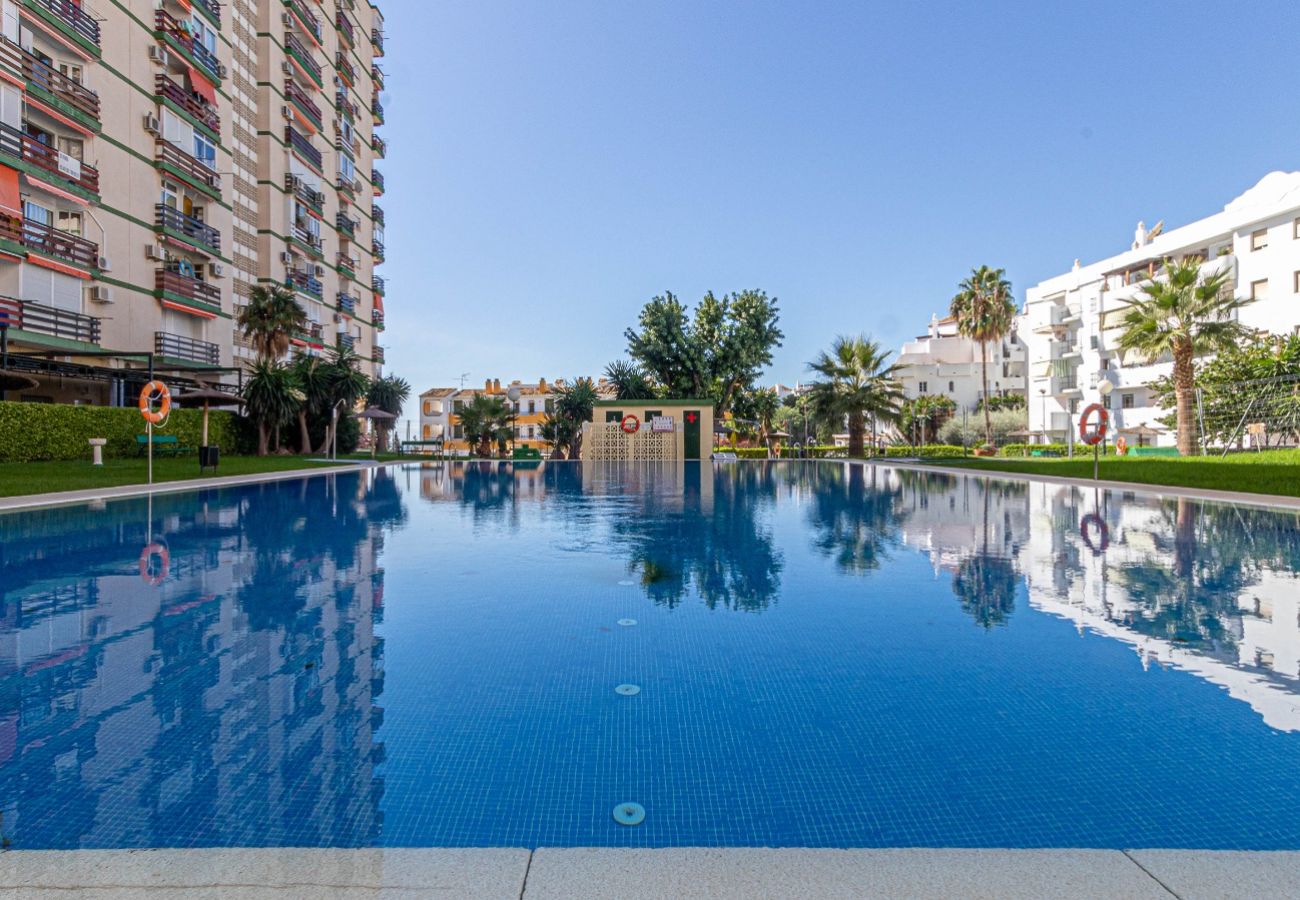 Apartment in Benalmádena - Spacious apartment near the sea-Naciones