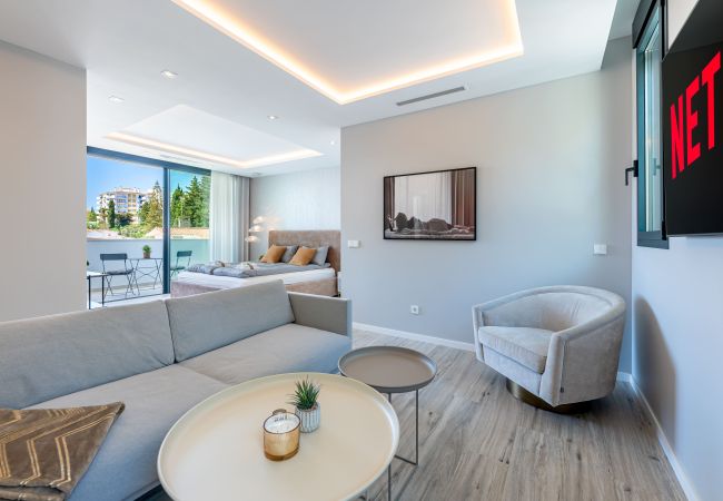 Villa/Dettached house in Benalmádena - Lujosa y moderna villa en Puerto marina Villa/Dettached house in Benalmádena - Lujosa y moderna villa en Puerto marina