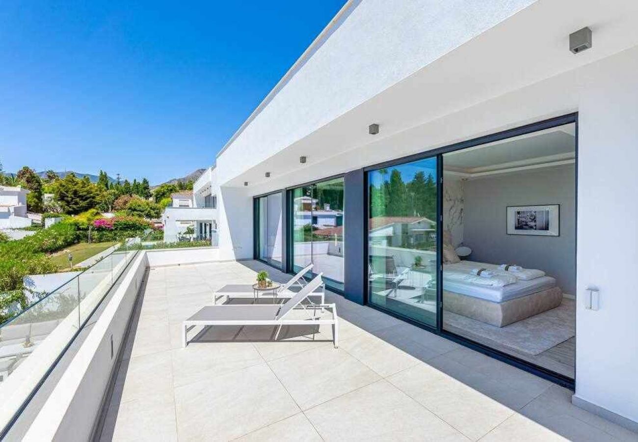 Villa à Benalmádena - Luxury and modern villa in Puerto Marina 