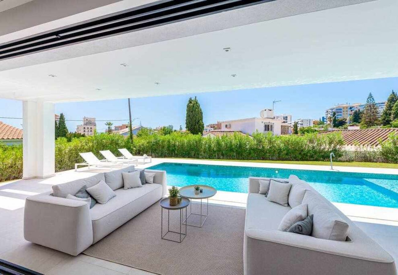 Villa à Benalmádena - Luxury and modern villa in Puerto Marina 