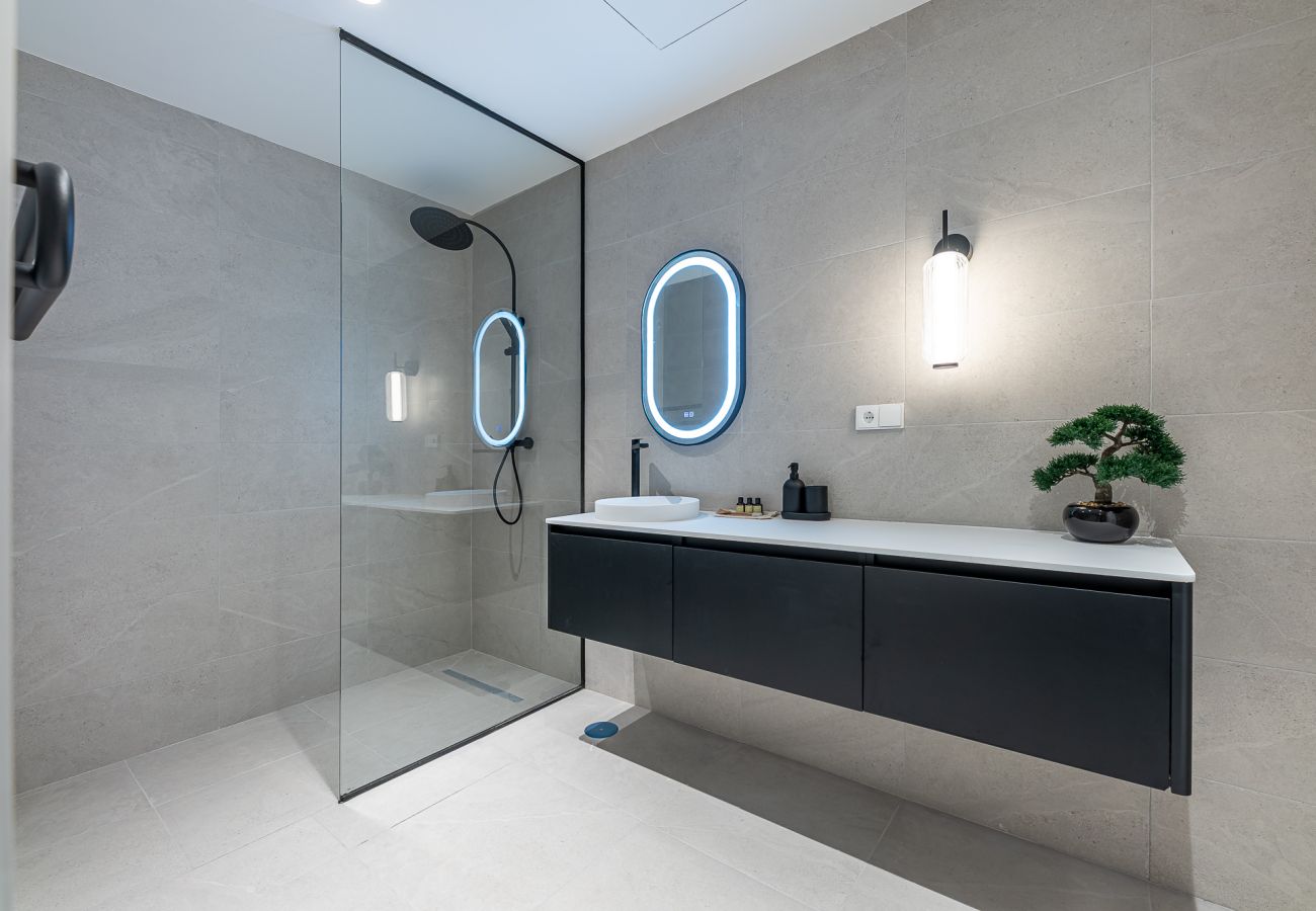 Villa à Benalmádena - Luxury and modern villa in Puerto Marina 