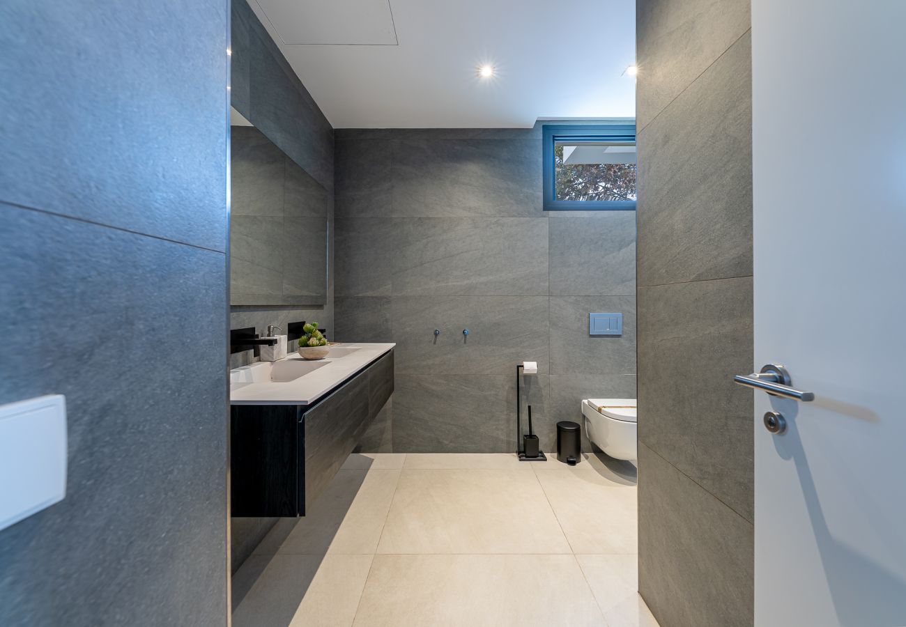 Villa à Benalmádena - Luxury and modern villa in Puerto Marina 