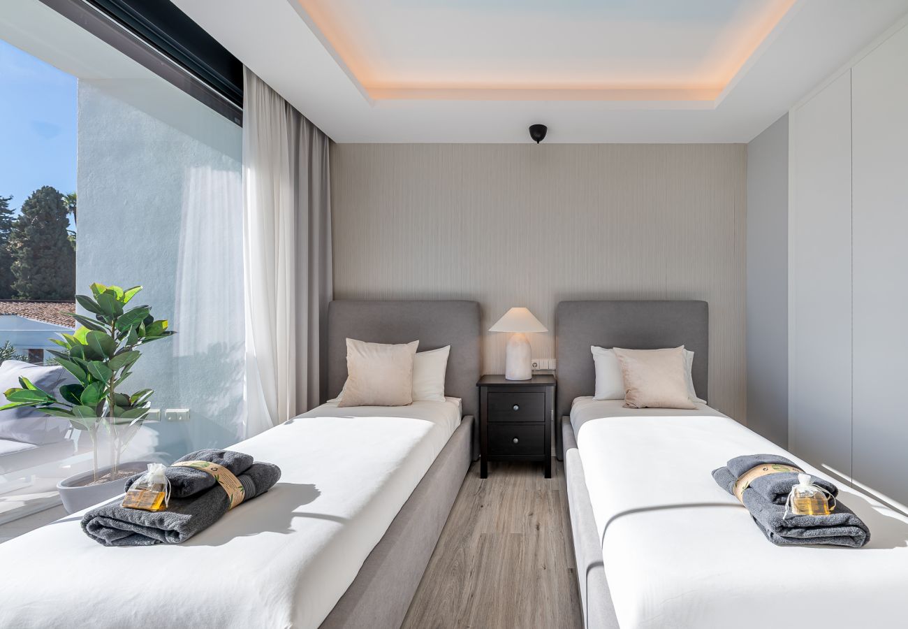 Villa à Benalmádena - Luxury and modern villa in Puerto Marina 