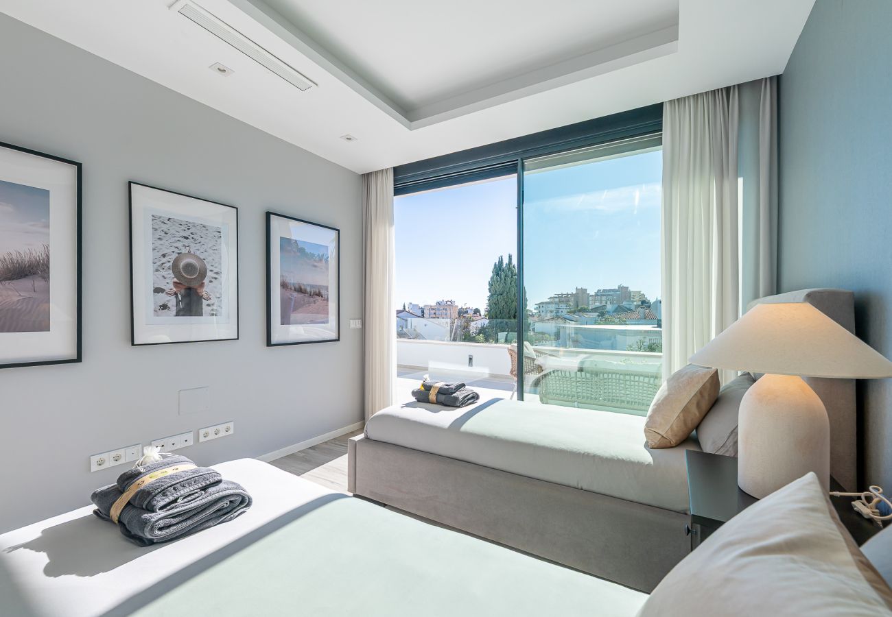 Villa à Benalmádena - Luxury and modern villa in Puerto Marina 