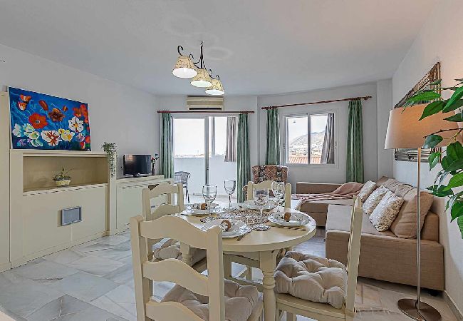 Appartement à Benalmádena - Appartement spacieux pour 4 dans le centre d'Arroyo de la Miel 