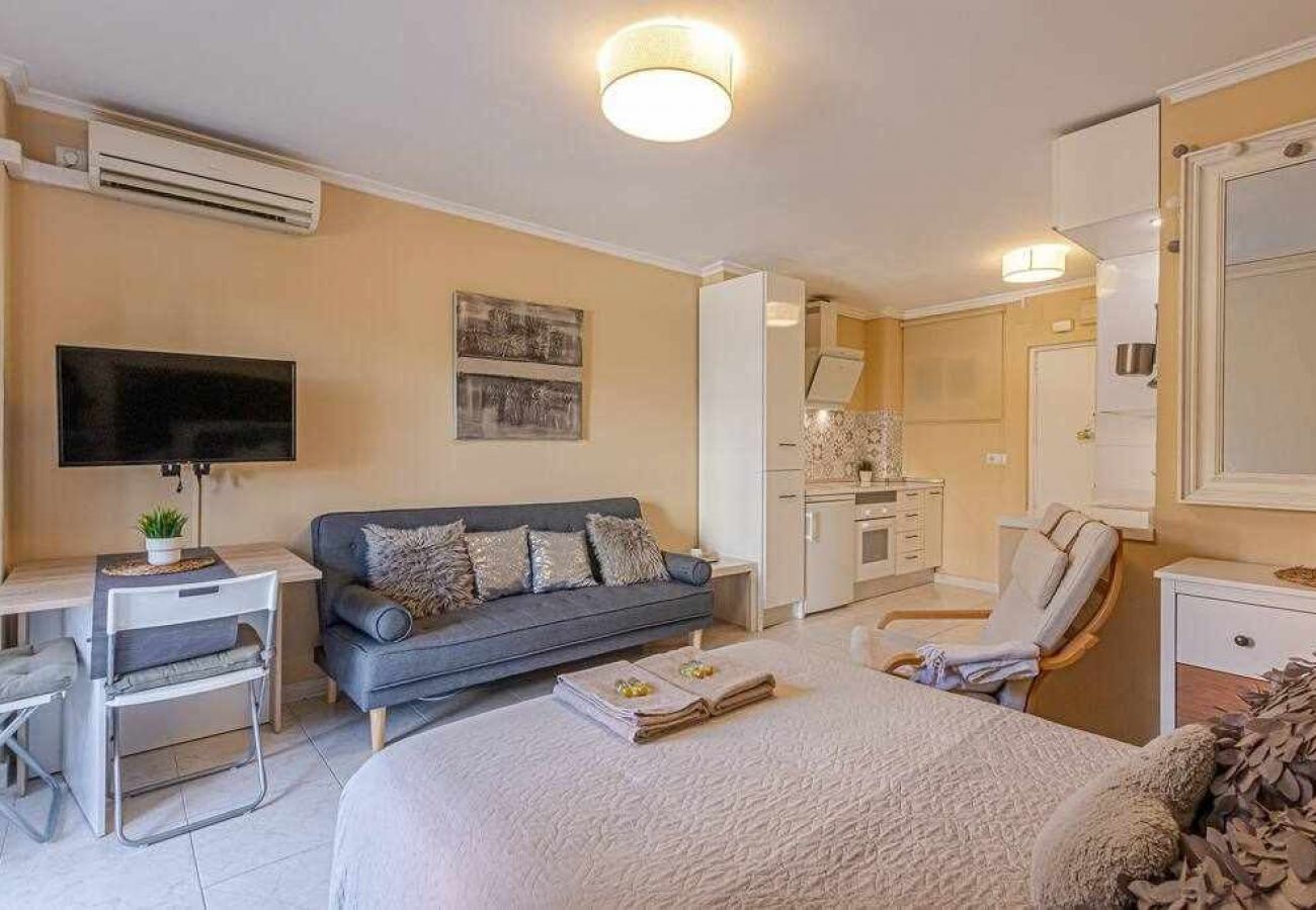 Studio à Benalmádena - Equipped studio near Parque la Paloma 