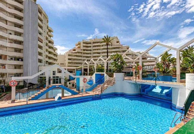 Appartement à Benalmádena - Appartement spacieux pour 4 personnes à Benalbeach. 