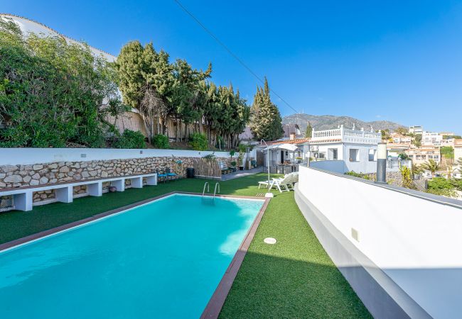 Villa à Fuengirola - VILLA PERTUCH- Amazing villa with views and pool 