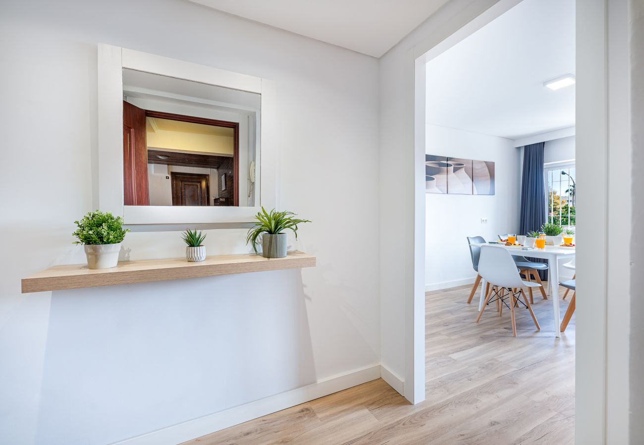 Appartement à Torremolinos - Renovated apartment with large terrace Carihuela