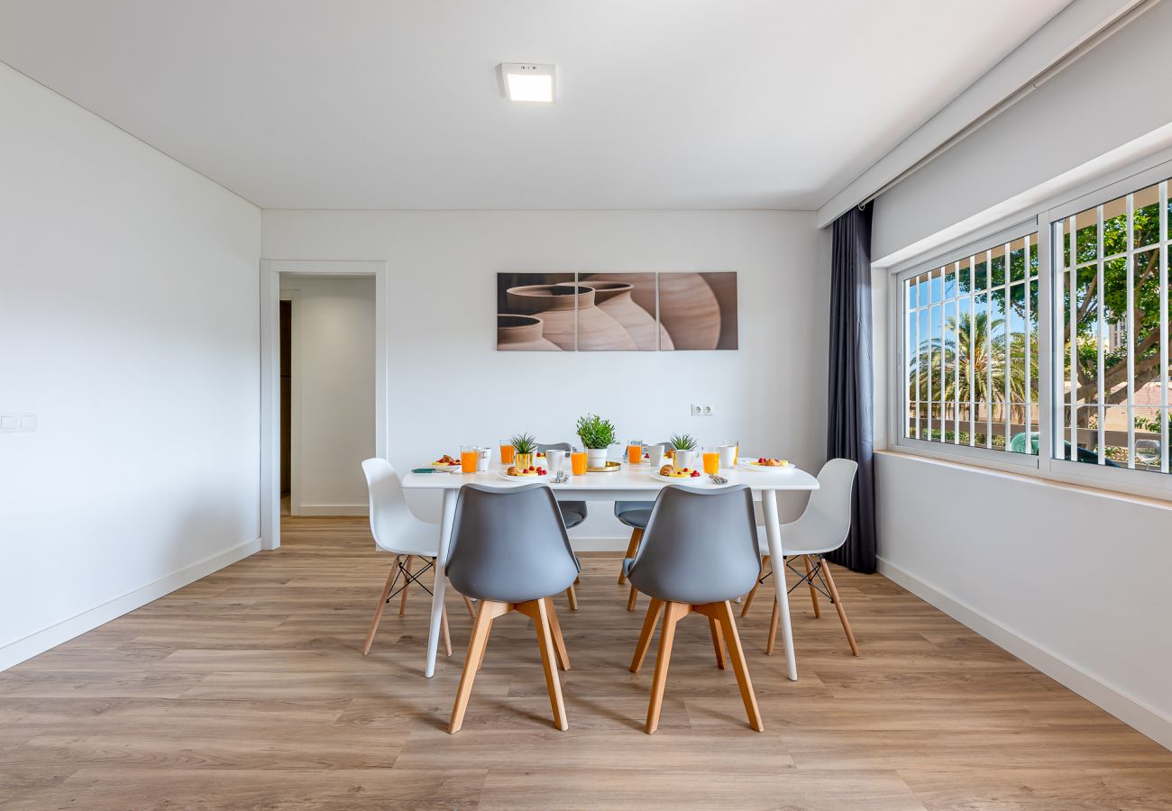 Appartement à Torremolinos - Renovated apartment with large terrace Carihuela