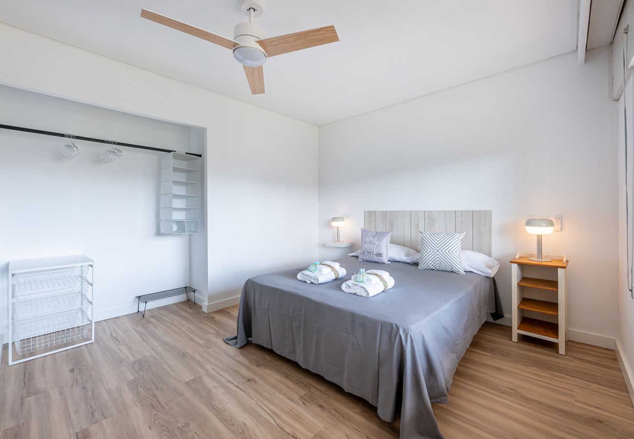 Appartement à Torremolinos - Renovated apartment with large terrace Carihuela