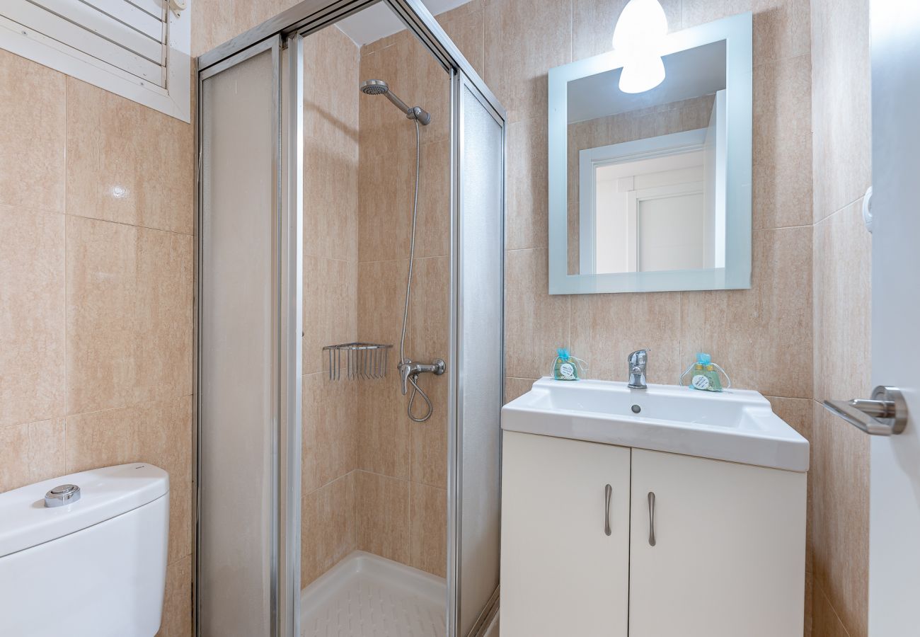 Appartement à Torremolinos - Renovated apartment with large terrace Carihuela