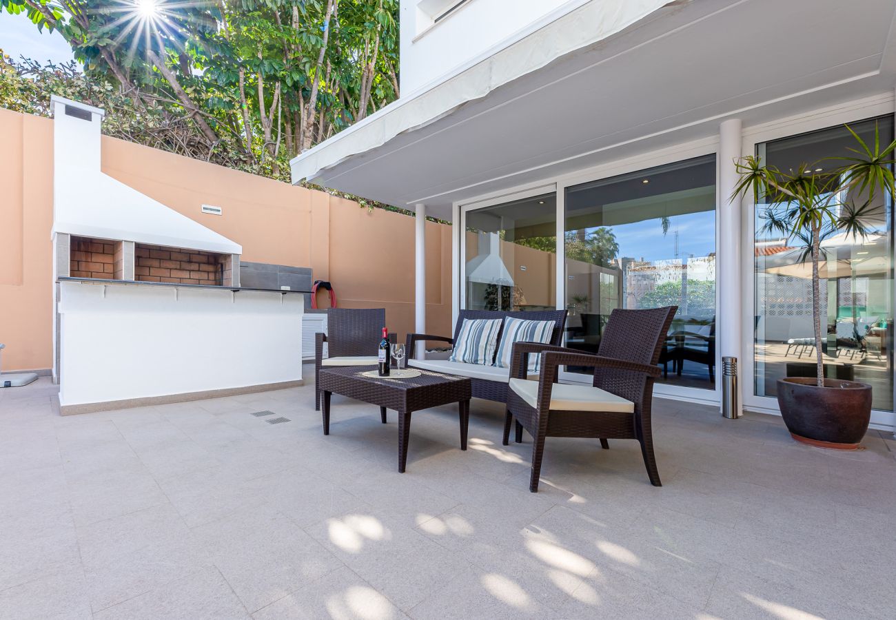 Villa à Torremolinos - Modern Villa in Playamar for 10 