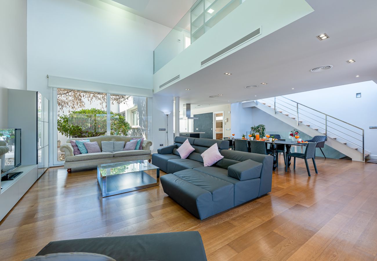 Villa à Torremolinos - Modern Villa in Playamar for 10 