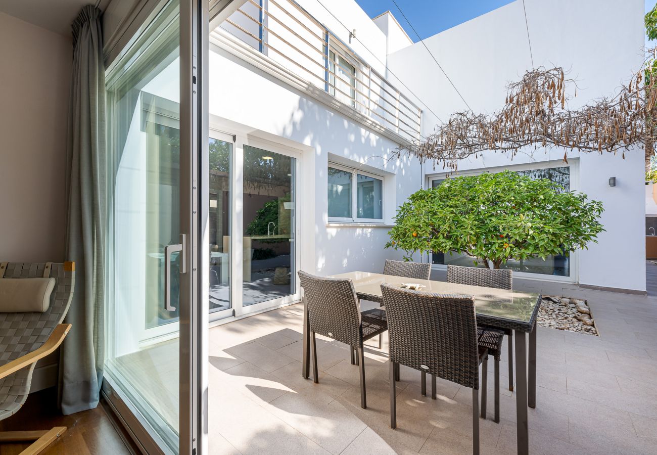 Villa à Torremolinos - Modern Villa in Playamar for 10 