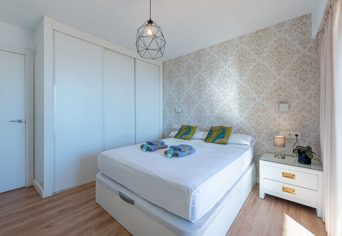 Appartement à Torremolinos - Modern appartment in front of the beach