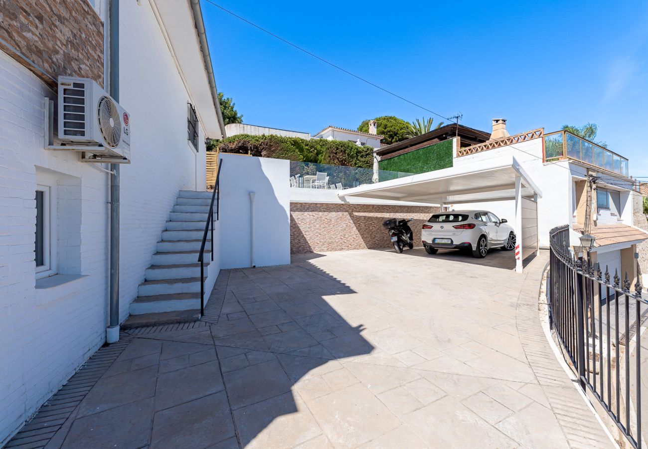Chalet à Benalmádena - Chalet with pool jacuzzi and beautiful views